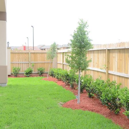 Palace Inn Sam Houston Race Park المظهر الخارجي الصورة