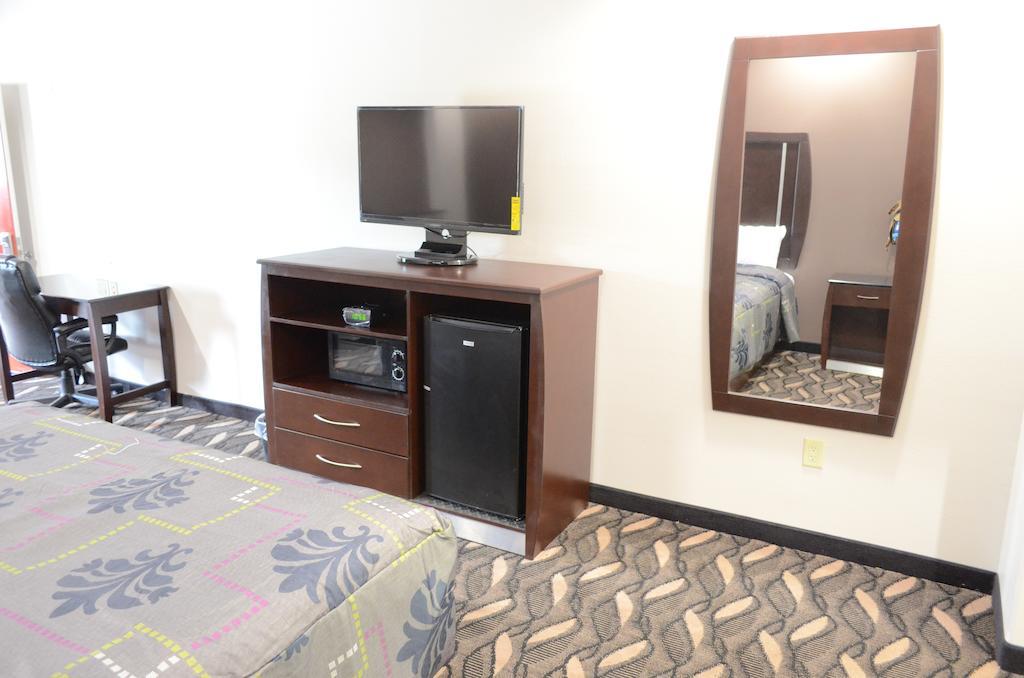 Palace Inn Sam Houston Race Park الغرفة الصورة